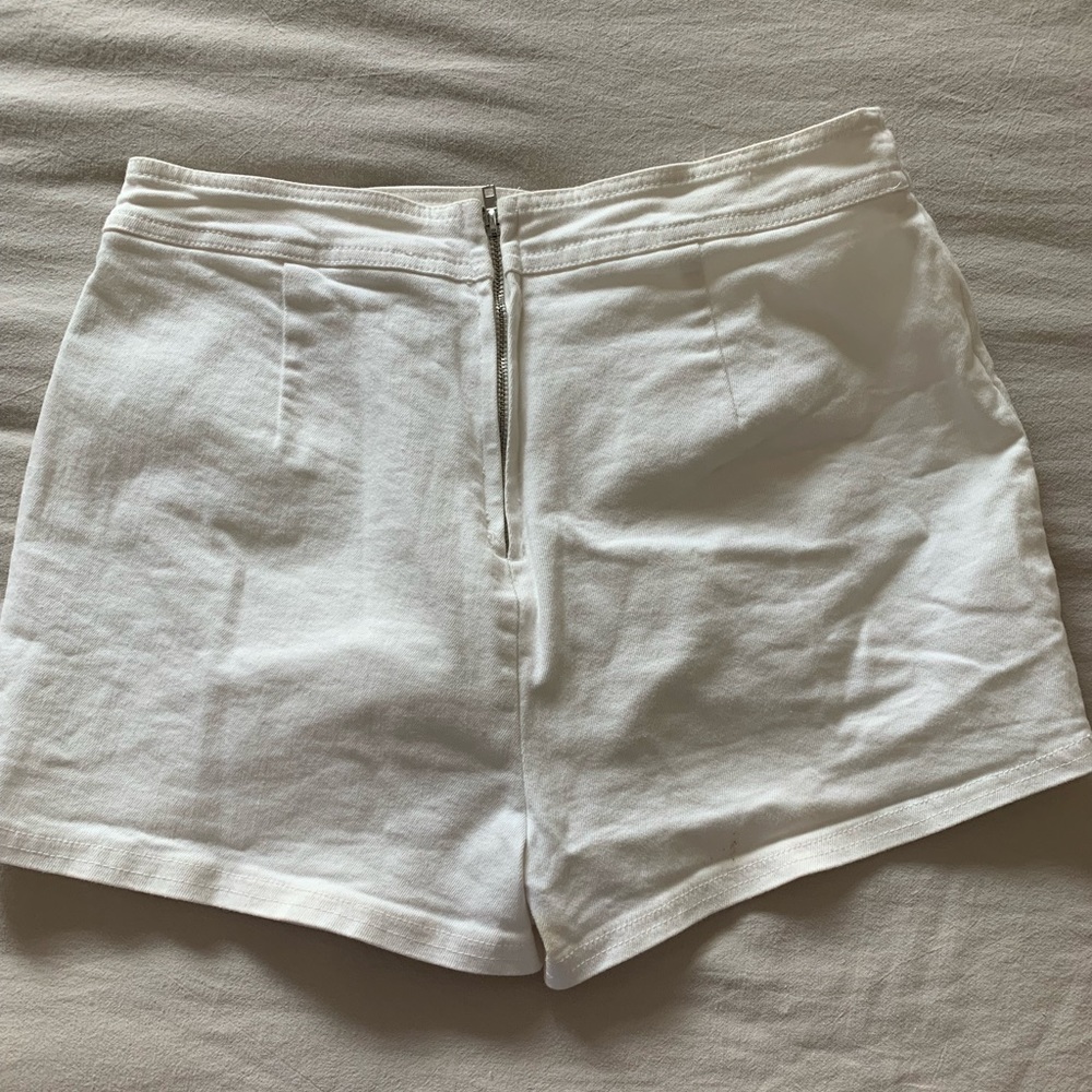 American Threads white skort - Picture 2 of 4